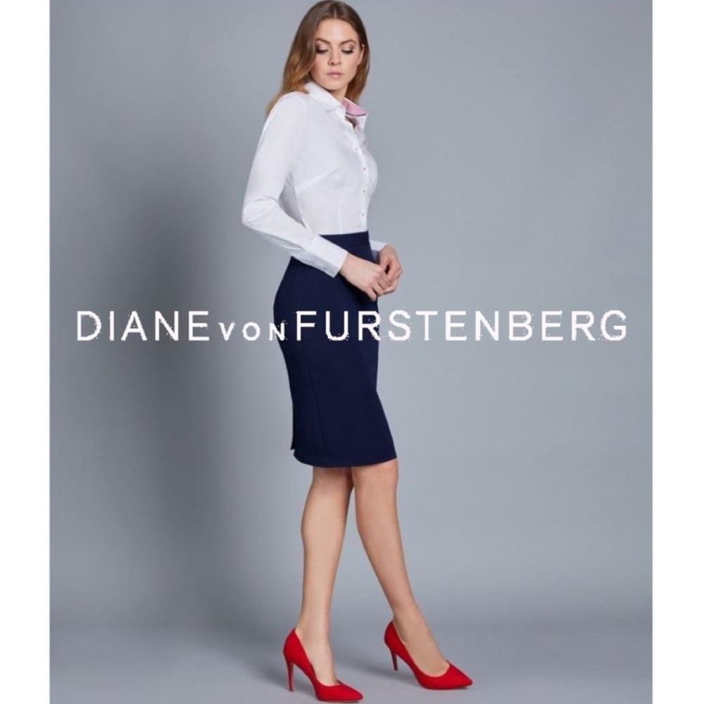 Diane von Furstenberg Classic Navy Pencil Skirt Clean Girl Preppy Luxury Size 6